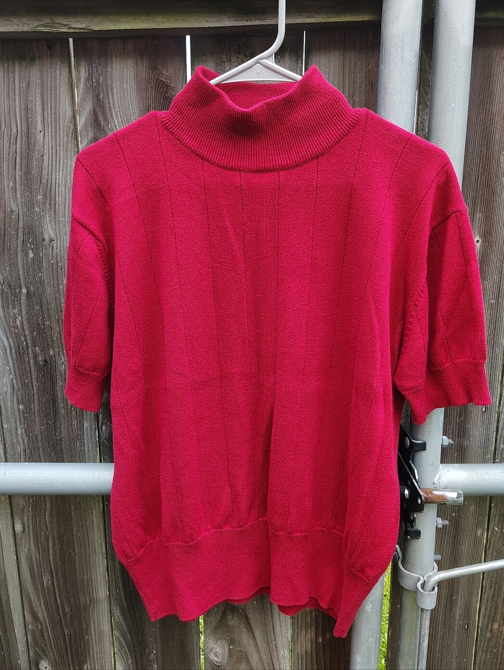 dressbarn Short-Sleeve Turtleneck Sweater in Red. XL